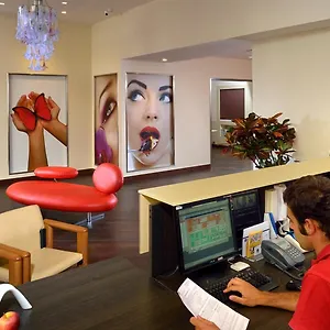 Best Western Plus City מלון